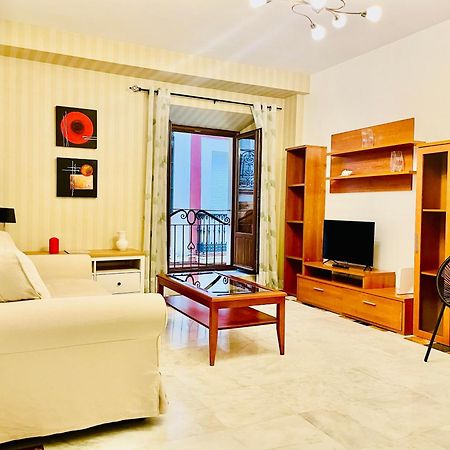 Entrecatedrales Suite Seville Exterior photo